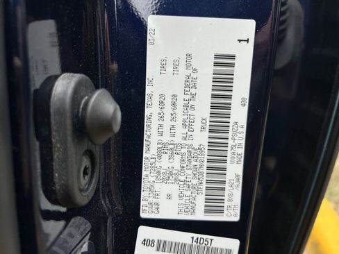 Used 2022 Toyota Tundra Platinum image 25