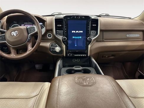 Used 2020 RAM 1500 Laramie image 10