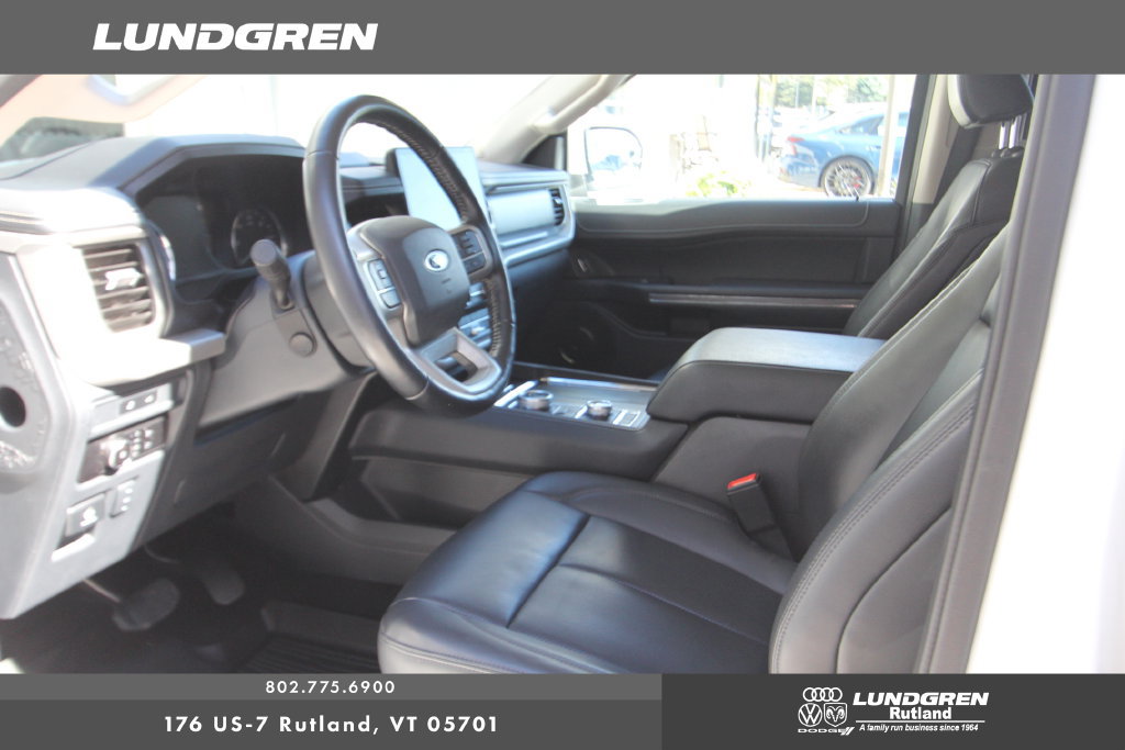 Used 2023 Ford Expedition XLT AWD/4WD image 10