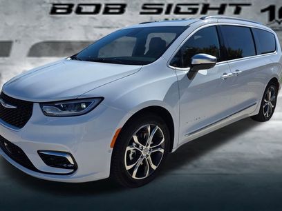 New 2026 Chrysler Pacifica Pinnacle