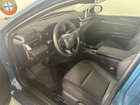 Used 2025 Toyota Camry LE FWD image 7