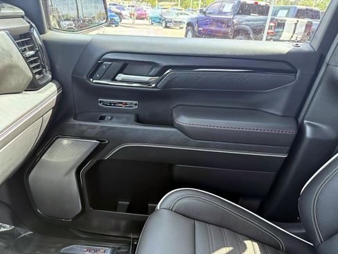 Used 2023 GMC Sierra 1500 AT4X AWD/4WD image 26