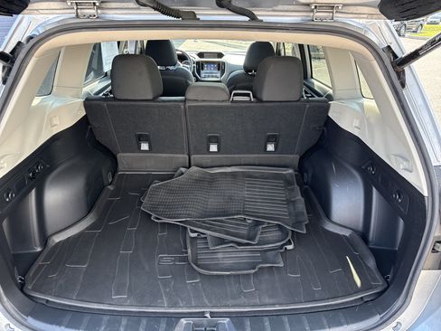 Used 2019 Subaru Forester Premium AWD/4WD image 14