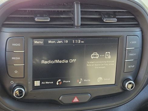 Certified 2024 Kia Soul LX w/ Option Group 015 image 18