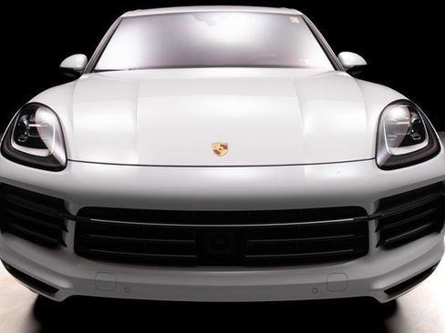 Used 2021 Porsche Cayenne AWD/4WD image 30