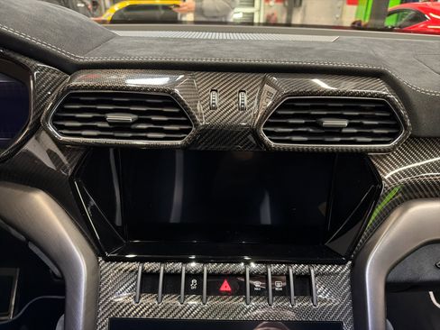 Used 2023 Lamborghini Urus Performante image 30