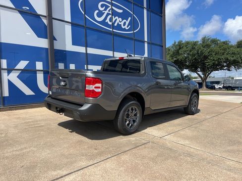 New 2025 Ford Maverick XLT w/ XLT Luxury Package image 6