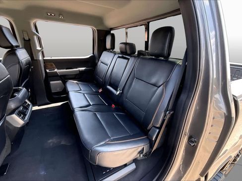Used 2025 Ford F250 Lariat w/ Tremor Off-Road Package AWD/4WD image 19