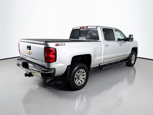 Used 2019 Chevrolet Silverado 2500 LTZ w/ LTZ Plus Package image 8
