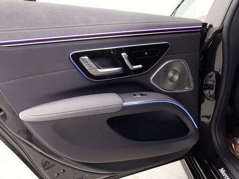 Used 2025 Mercedes-Benz EQS 580 EQS 580 4MATIC image 37