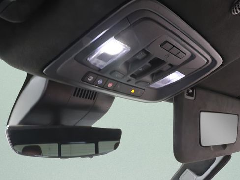 Used 2024 GMC Sierra 2500 Denali Ultimate image 16