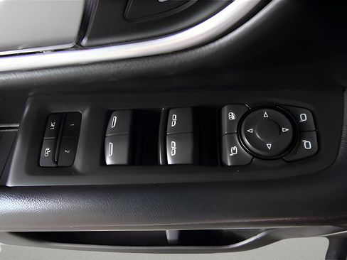 Used 2022 Chevrolet Tahoe RST w/ Sport Performance Package AWD/4WD image 26