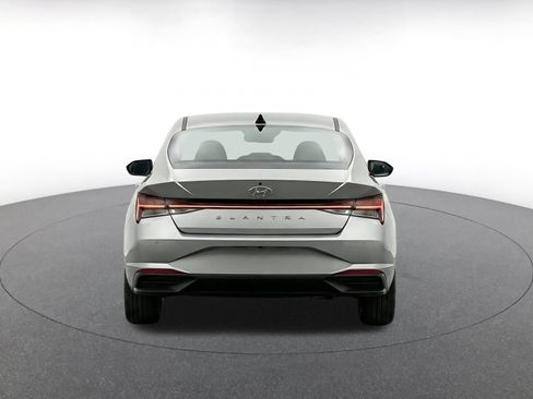 Used 2026 Hyundai Elantra Sport FWD image 7