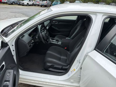 Used 2023 Honda Civic Sport image 16