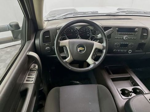 Used 2011 Chevrolet Silverado 2500 LT w/ Interior Plus Package image 22