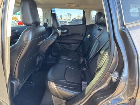 Used 2018 Jeep Compass Latitude w/ Popular Equipment Group image 16