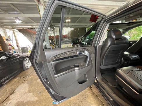 Used 2014 Buick Enclave Premium AWD/4WD image 15