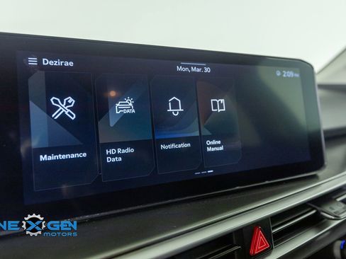 Used 2024 Kia Sorento S image 19