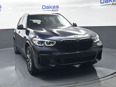 Used 2022 BMW X5 M50i w/ Executive Package AWD/4WD image 3