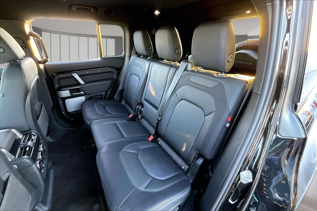 Used 2024 Land Rover Defender 130 Outbound AWD/4WD image 20