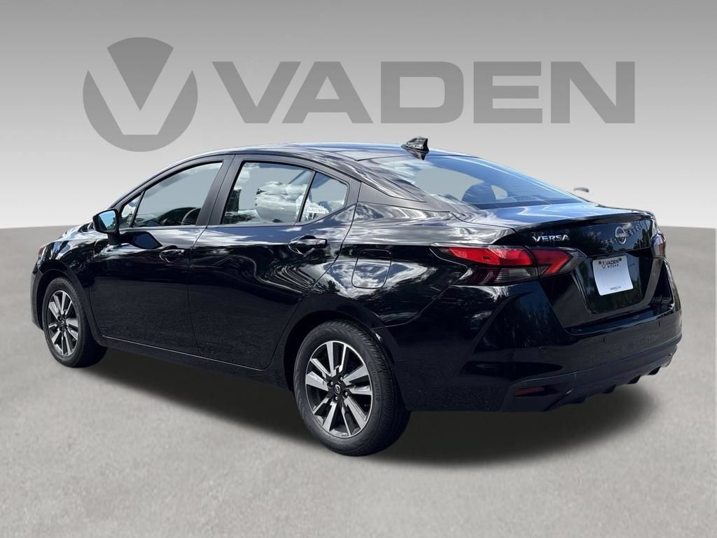 Used 2025 Nissan Versa SV FWD image 8