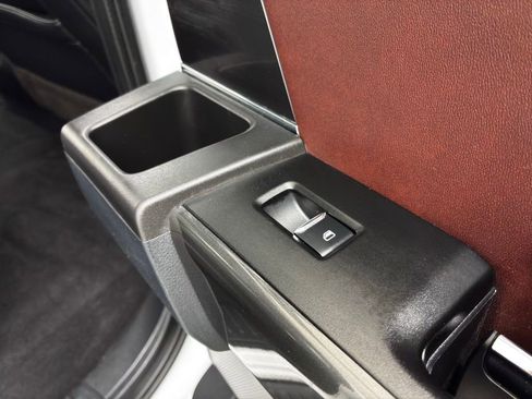 Used 2023 Ford F150 Lariat w/ Equipment Group 502A High image 42