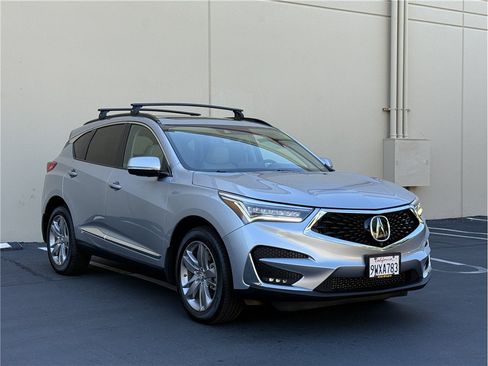 Used 2019 Acura RDX FWD w/ Advance Package image 3