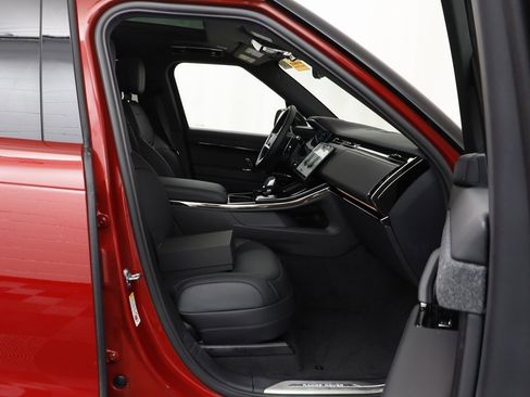 New 2025 Land Rover Range Rover Sport Dynamic SE image 18