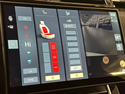 Used 2026 Land Rover Range Rover Velar Dynamic SE image 22