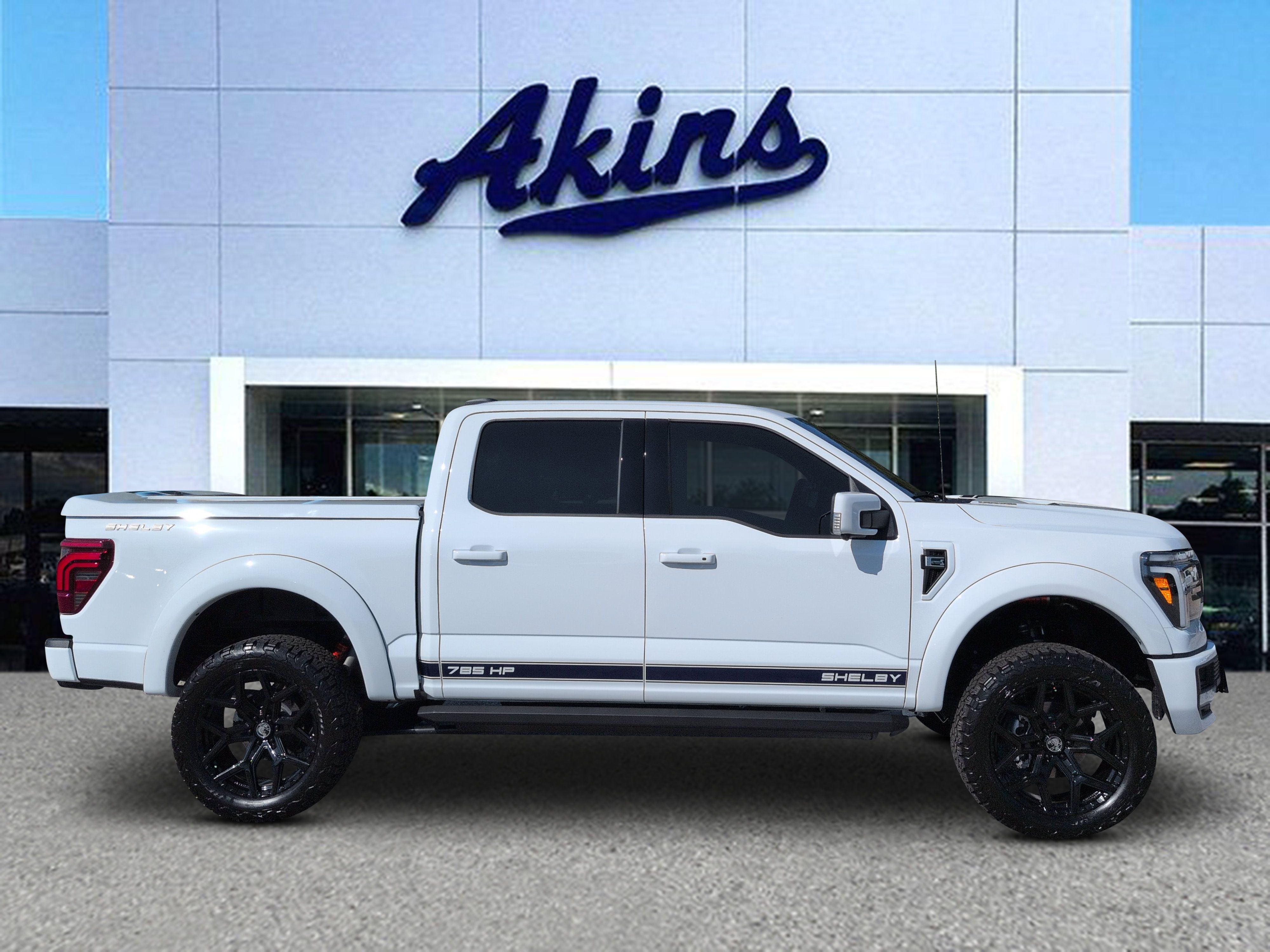 Used 2025 Ford F150 Lariat w/ Equipment Group 502A High AWD/4WD image 1