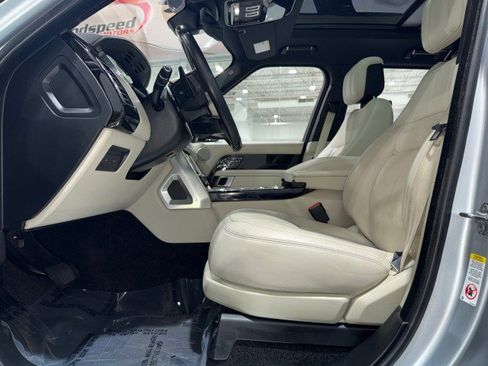 Used 2019 Land Rover Range Rover HSE AWD/4WD image 48