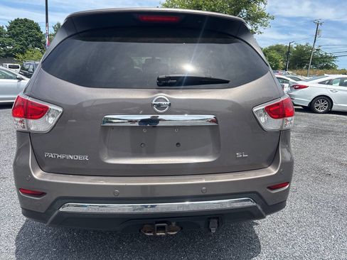 Used 2013 Nissan Pathfinder SL FWD image 8