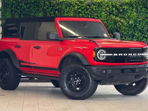 Used 2022 Ford Bronco Wildtrak AWD/4WD image 2