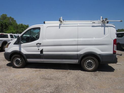 Used 2016 Ford Transit 150 130 Low Roof RWD image 8
