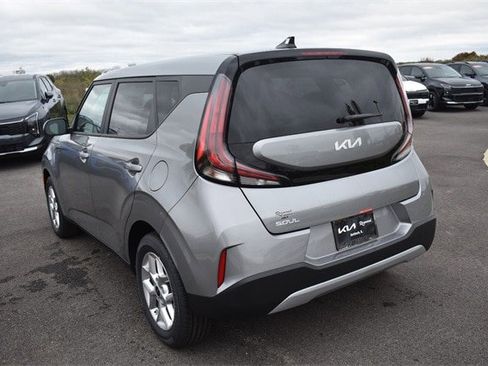 New 2025 Kia Soul LX image 5