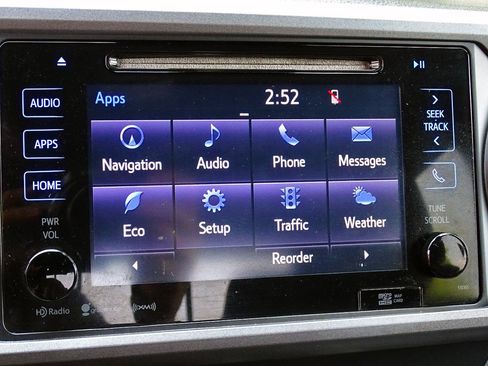 Used 2019 Toyota Tacoma TRD Sport w/ Technology Package AWD/4WD image 36