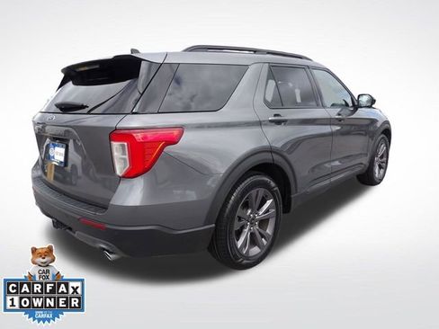 Certified 2023 Ford Explorer XLT w/ Equipment Group 202A RWD image 10