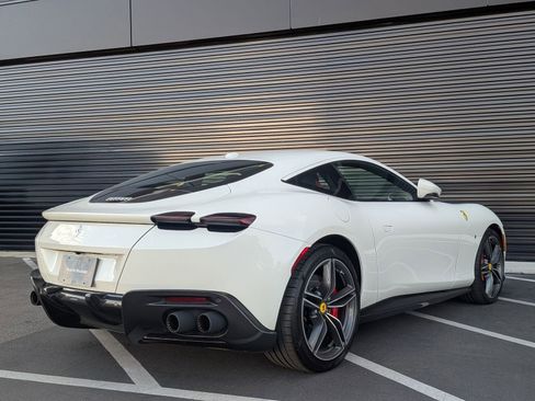 Used 2024 Ferrari Roma RWD image 6