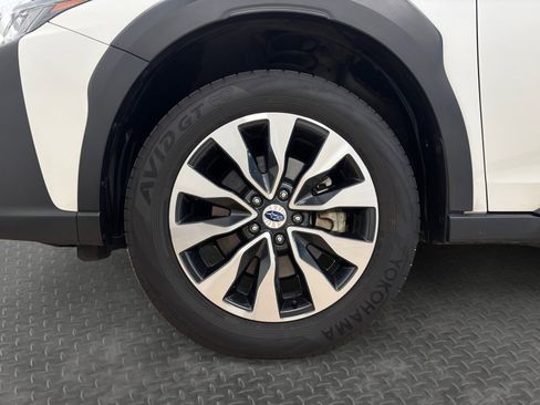 Used 2024 Subaru Outback Touring XT AWD/4WD image 41