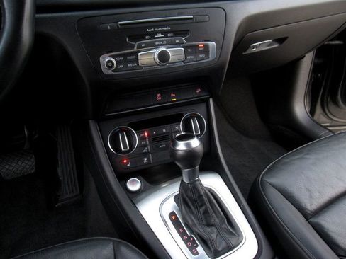 Used 2018 Audi Q3 2.0T Premium Plus w/ Premium Plus Package image 22