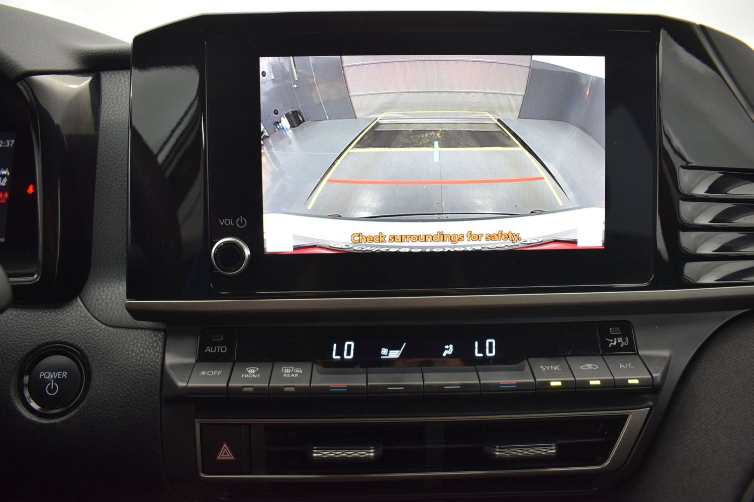 Used 2025 Toyota Camry LE FWD image 16