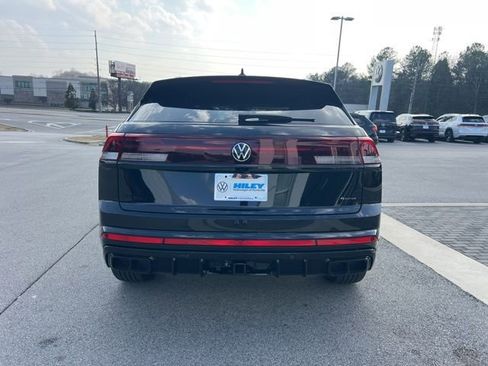 New 2026 Volkswagen Atlas Cross Sport SEL R-Line image 4