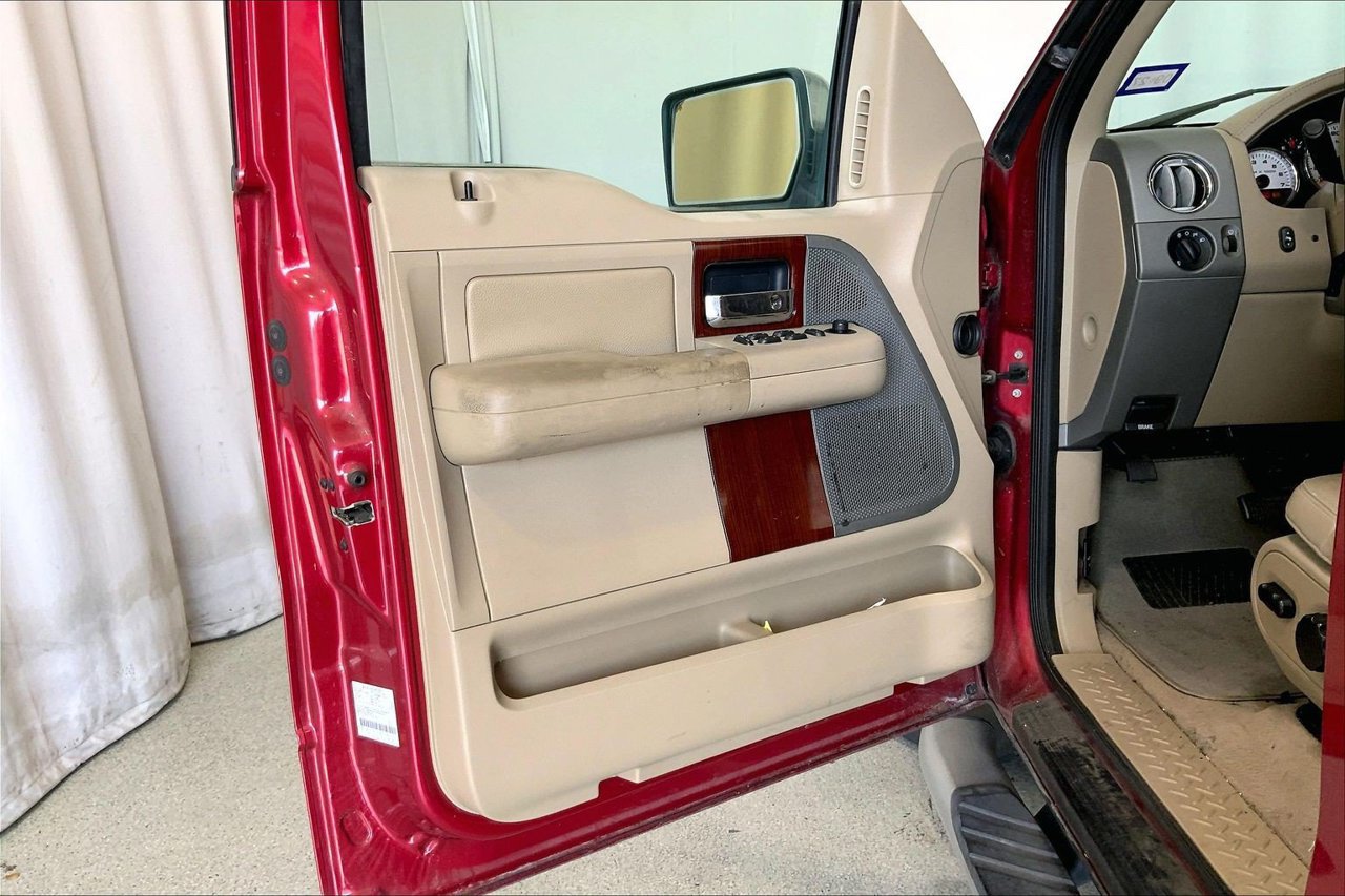 Used 2007 Ford F150 Lariat RWD image 21