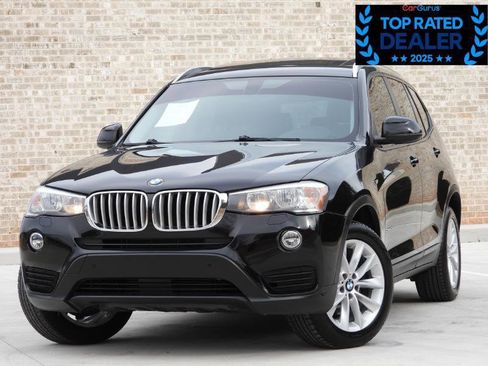 Used 2017 BMW X3 sDrive28i image 2