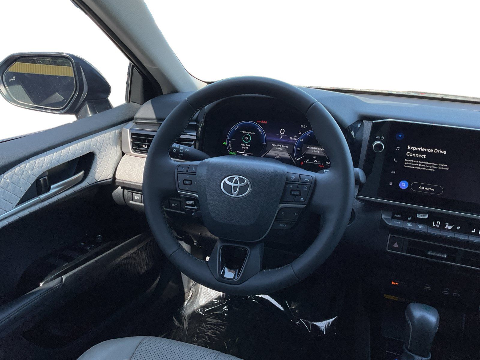 Used 2025 Toyota Camry XLE FWD image 12