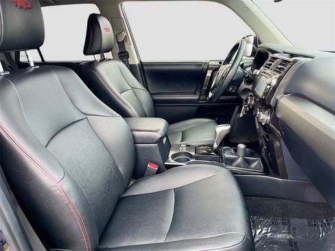 Used 2019 Toyota 4Runner TRD Off-Road Premium image 29