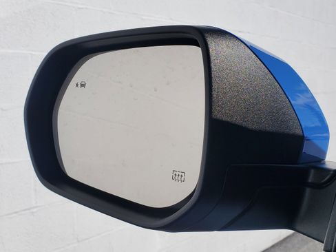 New 2025 Chevrolet Equinox ACTIV w/ Convenience Package III image 31