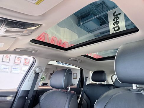 Used 2021 Genesis GV80 2.5T w/ Advanced Package 02 image 16