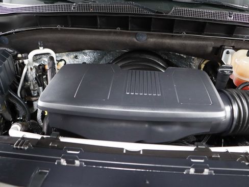 Used 2022 Chevrolet Tahoe Z71 w/ Luxury Package image 36