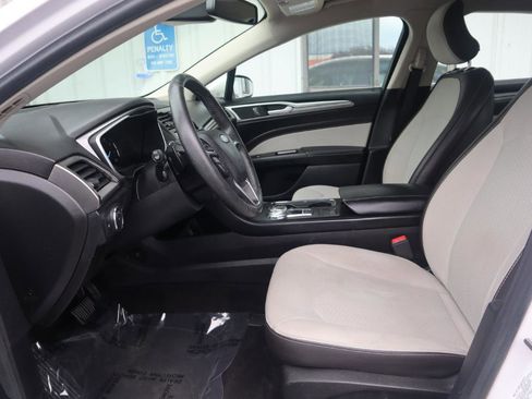 Used 2019 Ford Fusion SE w/ Equipment Group 151A FWD image 54
